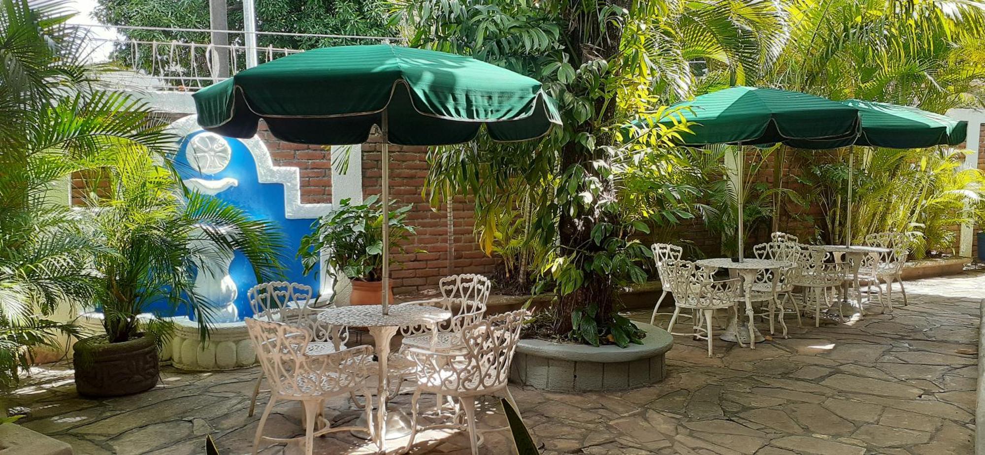 Hotel El Almendro Managua Exterior photo